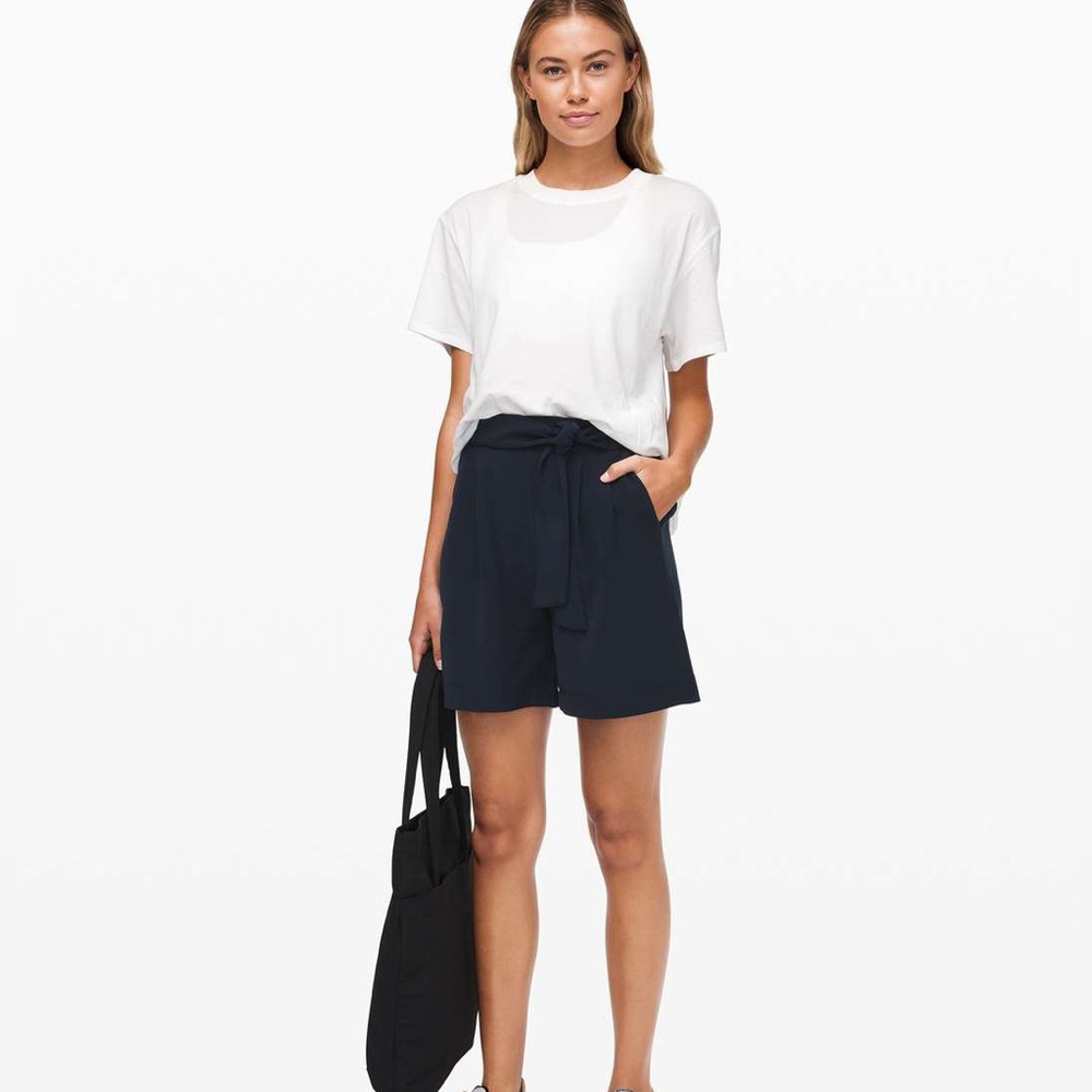 Lululemon Noir high waisted shorts